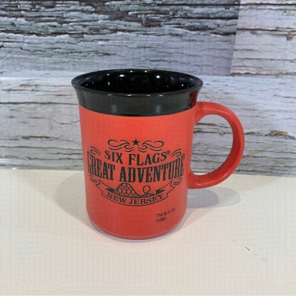 SIX Flags Great America New Jersey Ceramic Collectible Cafe Cup Coffee Mug